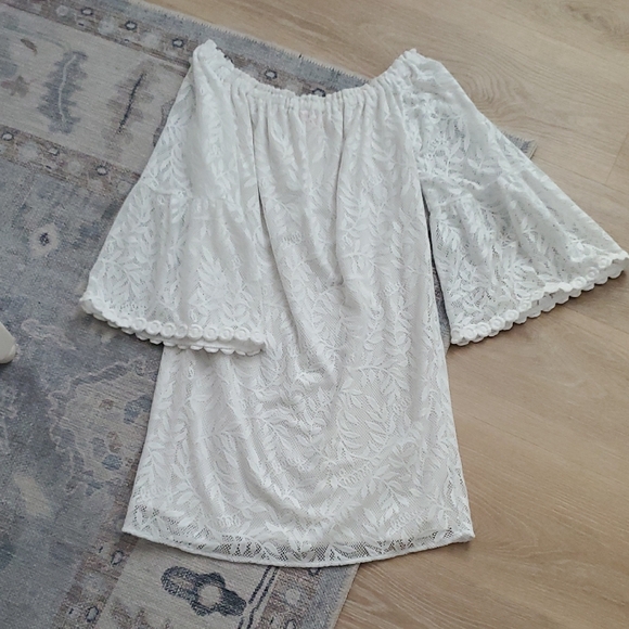Lilly Pulitzer Dresses & Skirts - Lilly Pulitzer Nevie Dress White Floral Lace Off Shoulder Bell Sleeve SzS